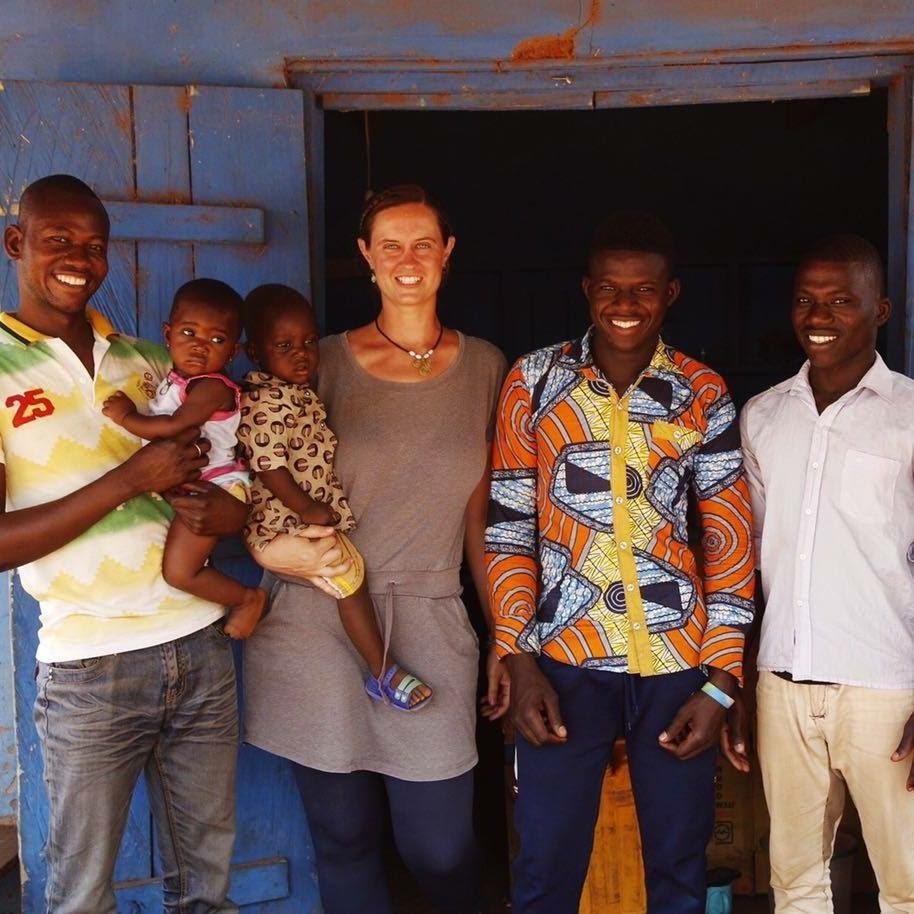 Photo of Jessi Carver with 5 other people she is serving in the Peace Corps Ghana Carver