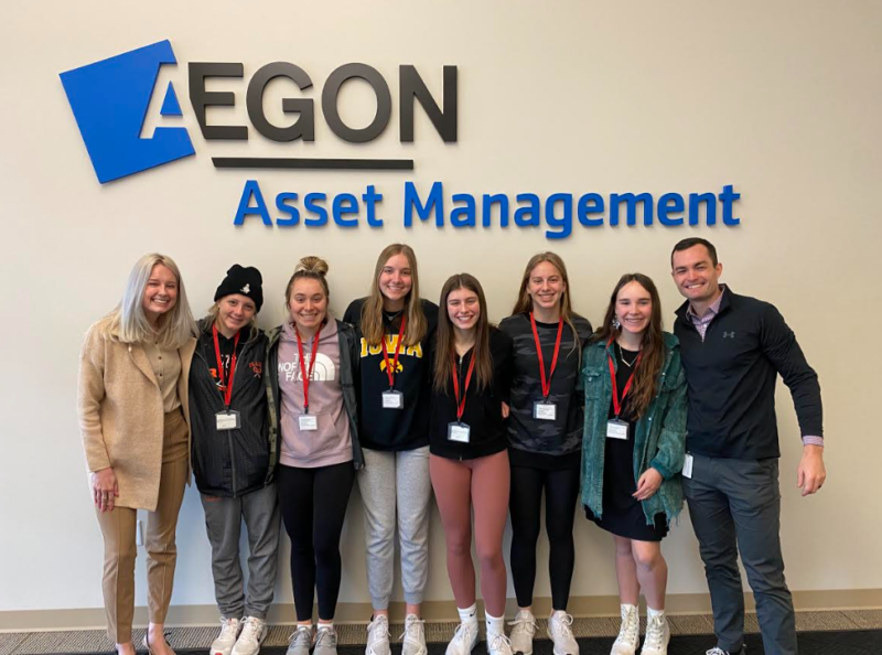 Invest In Girls Aegon 1